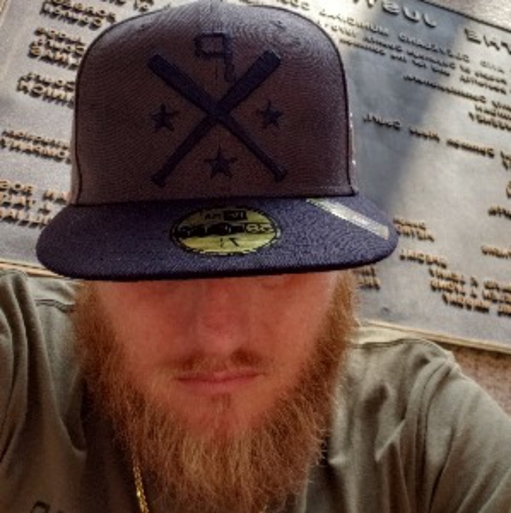 Meet your Posher, Dominic - Picture 4 of 5